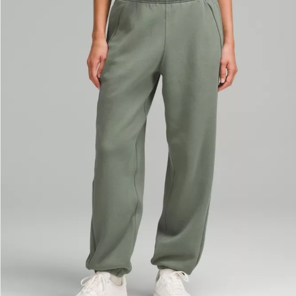 Lululemon Mid-Rise Scuba Joggers